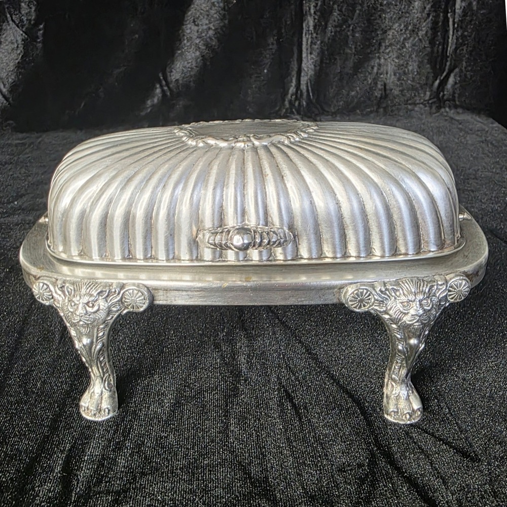 VTG F.B. Rogers Silver Plate Roll Top Butter Dish Lion Head Paw Feet Fluted Dome